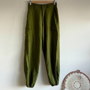 Uniqlo utility pants, xxs
